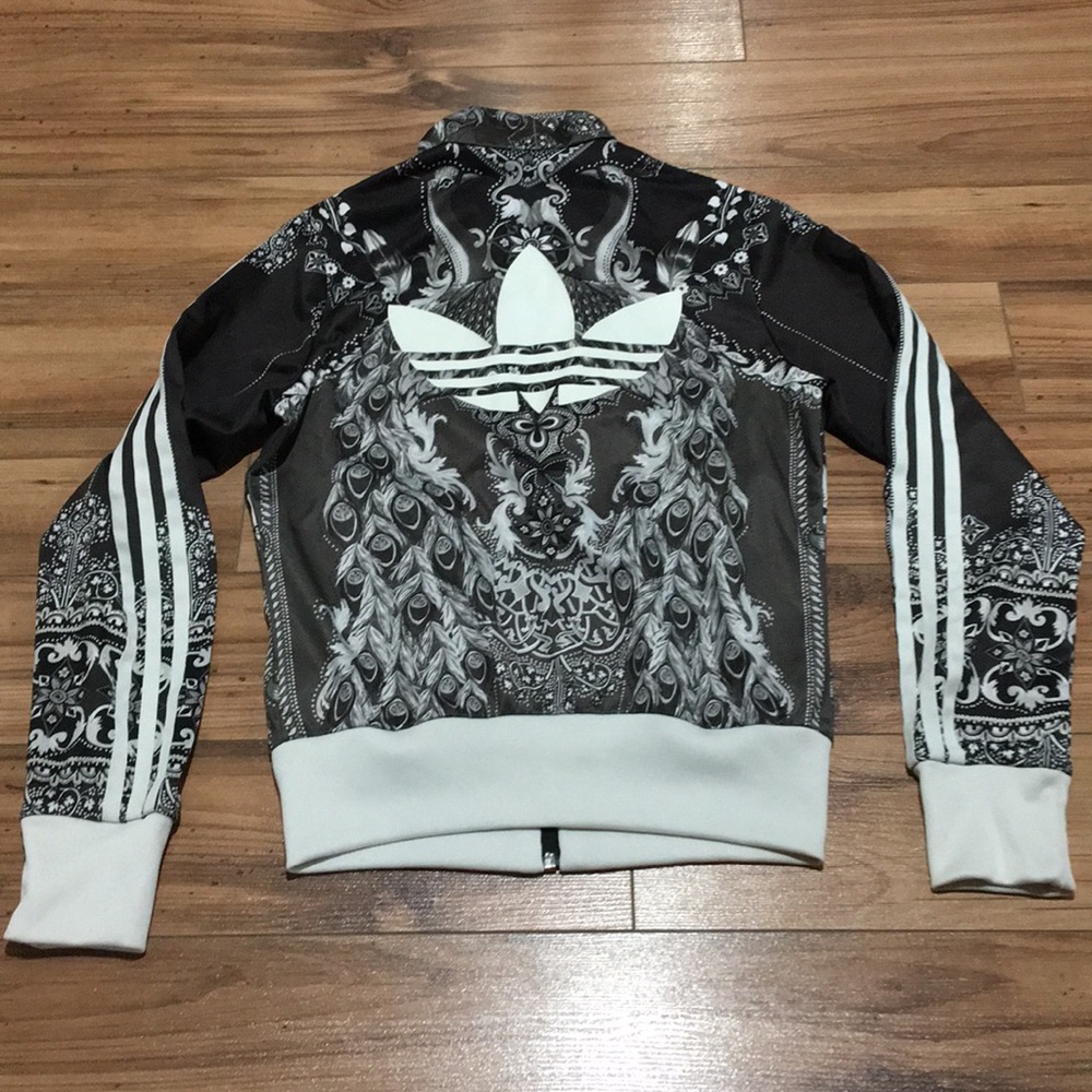 Adidas - Picture 2 of 2